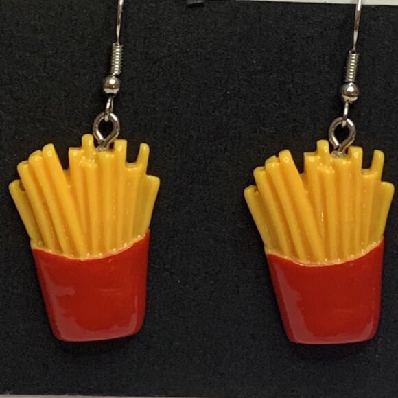 French Fry Earring, Fry Earring, Gift Idea, Funny Food Earring, Silly Earring - Picture 2 of 4